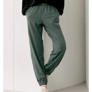 Stylish Olive Jogger Pants for Women